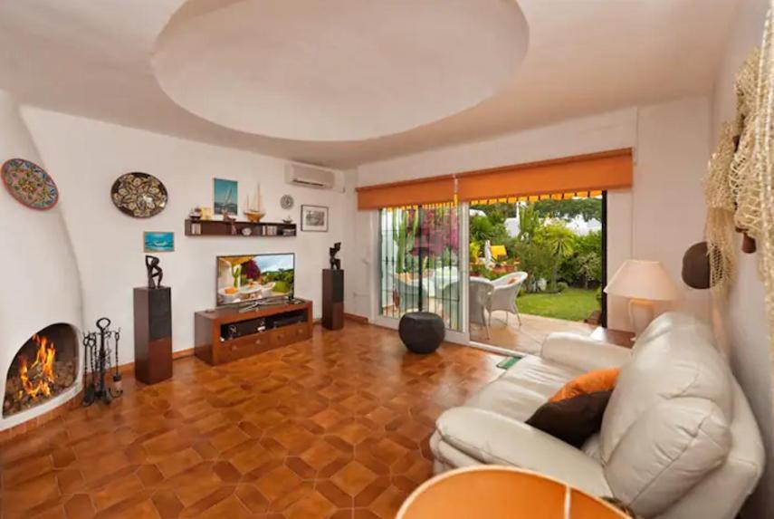 Casa de férias Lovely Townhouse, Swimming Pool Marbella